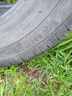 Barum 225/65/16C - 2