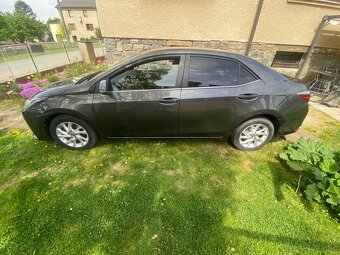 Toyota corolla - 2