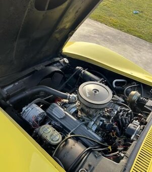 Chevrolet Corvette C3 5,7 V8 - 2