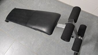 Nastavitelná lavice na posilování břicha - 2