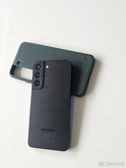 Samsung Galaxy S22 - 2