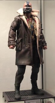 Predám Hot toys Bane 1/6 - 2