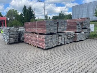 Použité Lešení Plettac 200m2 - 2