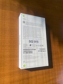 iPhone 16 e - 2
