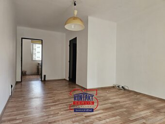 Pronájem bytu 2+1 s balkonem v měst. části Rožnov, České Bud - 2