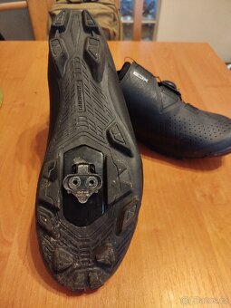 Tretry Shimano XC 300 44E - 2