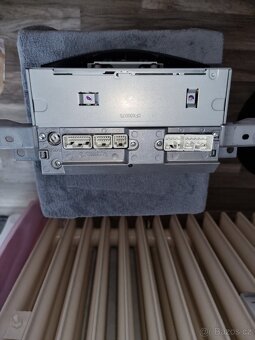 Autoradio Toyota Rav4 (2006-2012) - 2