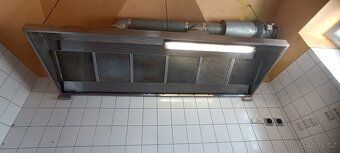 Nerezová gastro digestoř s osvětlením 300 cm - 2