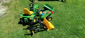 šlapací traktor r John Deere 6210R - 2