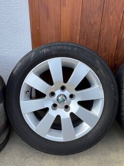 Originál alu kola ŠKODA Superb Metan R16 včetně pneu - 2