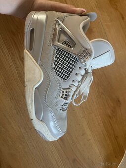 Jordan 4 “frozen moments” - 2