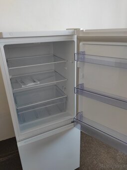 Lednička s mrazákem Beko - 2