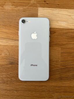 iPhone 8 – 64 GB, bílý, zánovní stav - 2