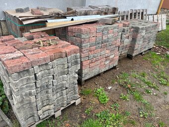 Zámková dlažba háčko , íčko 8cm - 2