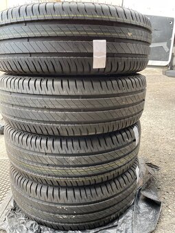 Nové letné Michelin Agilis 3 215/65 R16 C 106/104T - 2