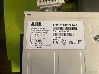 Frekvenční měniče, zdroje 24V, koncáky - 2