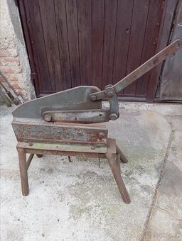 Pákové nůžky - 2