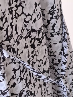 Dámské letní šaty vel. L/XL - 2