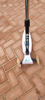 Dětská koloběžka - 2