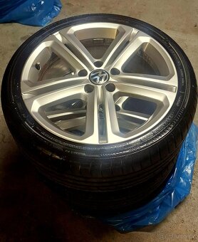 VW ALU Disky originál 18" - 2