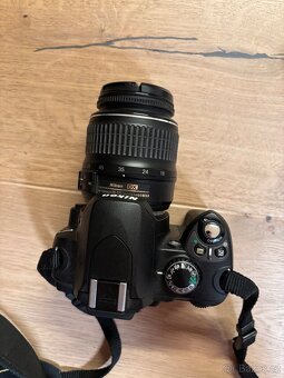 Nikon D40 - 2