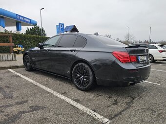 BMW 750i Xdrive 2011 - 2