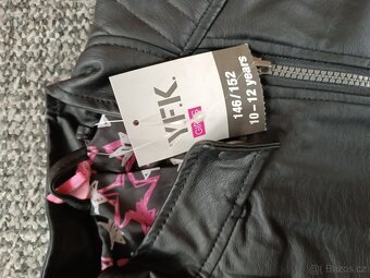 Bunda vel. 10-12 let - 2