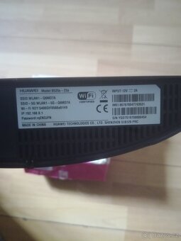 Datový modem Huawei B525s-23a - 2