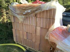 Broušené cihly Porotherm a jiné přebytky - 2