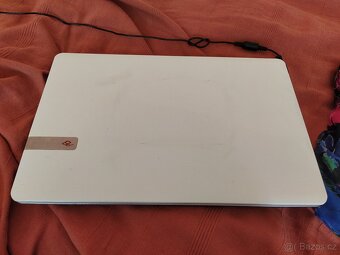 17,3" notebook; intel i5 až 3,3ghz;herní grafika - 2