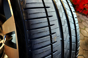 alu R22 5x120, senzory tlaku, letné pneu, BMW X5, X6 - 2