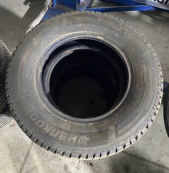 Hankook 215/75 R16C - 2