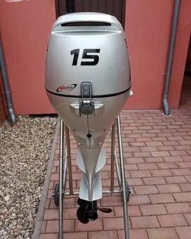 lodní motor Honda - 2