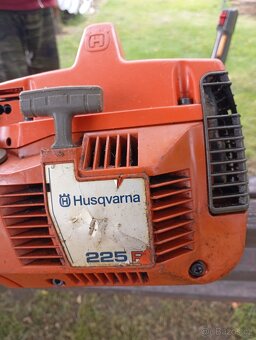 Křovinořez Husqvarna 225P - 2
