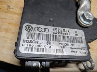 Audi A6 C6 modul hlídání baterky - 2