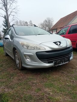Peugeot 308 , 1.4i 70kw - 2