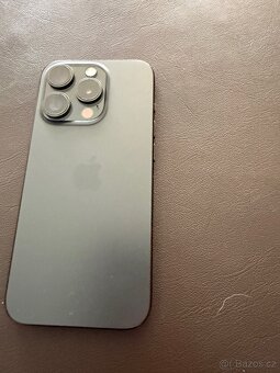 iPhone 15 pro 256 GB - 2