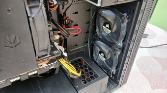 PC sestava - 2