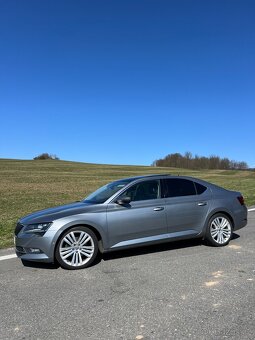 Superb 2.0 TSI benzin + zimní sada kol 19” - 2
