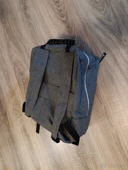 Reverse batoh šedý 40x20x25 cm - 2