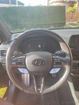 Krytky na tlačítka Drive Mode a N pro Hyundai i30N - 2