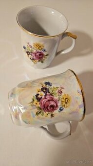 Dva porcelánové hrnky - 2