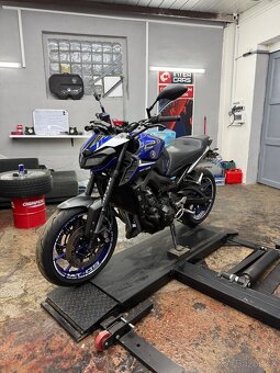 Yamaha Mt 09 - 2