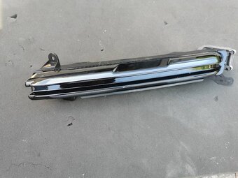 CAYENNE 19 PRAVA LAVA LED 056A 055A - 2