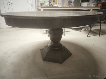 Starožitný stůl - 2