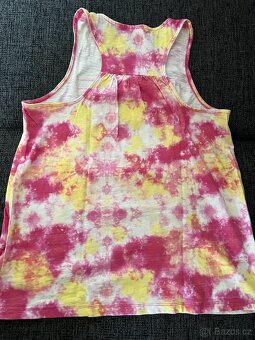 TOP RŮŽOVÝ GUESS NOVÝ - 2