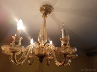 Skleněný lustr - 2