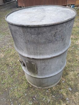 Sud na dešťovou vodu 200l - 2