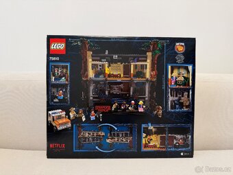75810 LEGO Stranger Things The Upside Down - 2