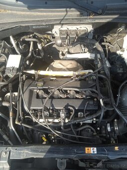 Ford Maverick - 2